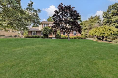 2020 Dutch Ridge Rd, Beaver, PA 15009