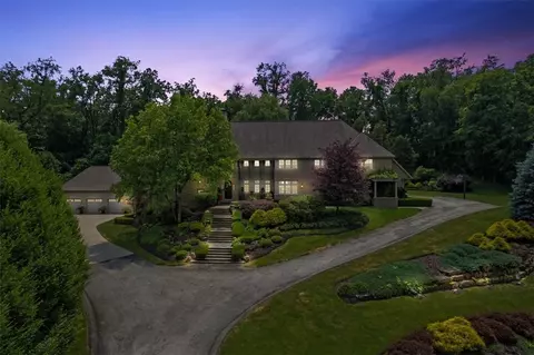 3 Westmoreland Farms Ln, Pittsburgh, PA 15215
