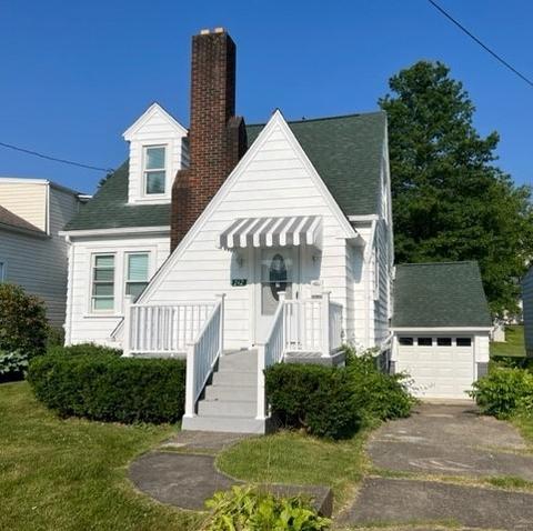 742 W Grant, Houston, PA 15342
