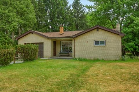 136 Gross Dr, Baden, PA 15005