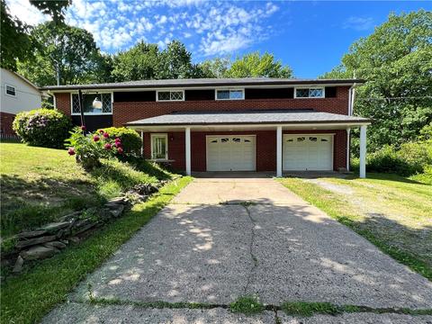 35 Sterling Dr, Coraopolis, PA 15108