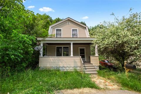 226 Hickory St, Mckees Rocks, PA 15136