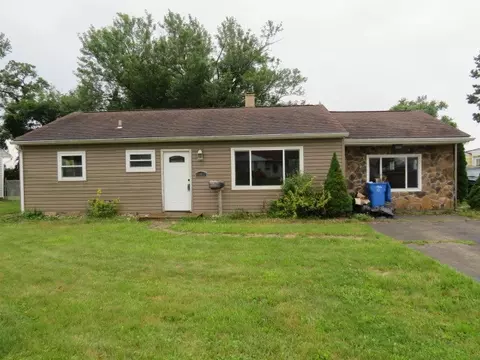 10912 Carlson Dr, North Huntingdon, PA 15642
