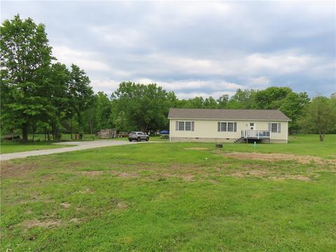 887 Mud Pike, Smithfield, PA 15478