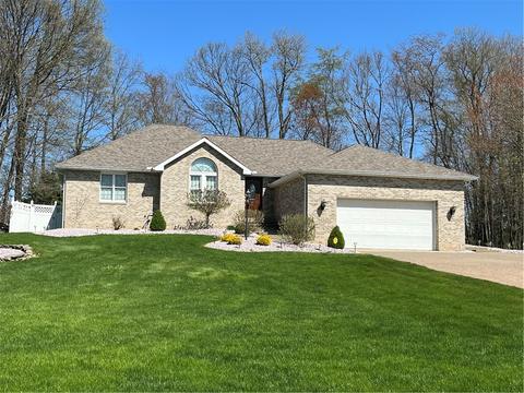 803 Whitetail Dr, New Castle, PA 16101