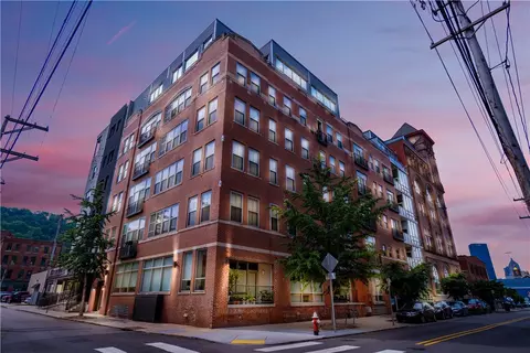 2434 Smallman St #212, Pittsburgh, PA 15222