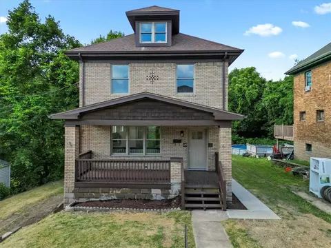 120 W James St, Homestead, PA 15120