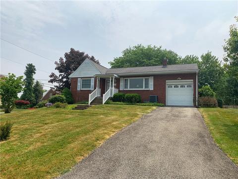 11312 Pershing Dr, North Huntingdon, PA 15642