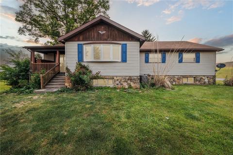 395 Little Rock Rd, Kittanning, PA 16201