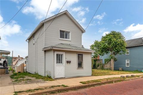 304 Beech St, Vandergrift, PA 15690