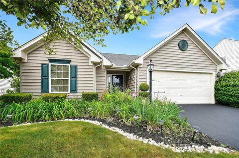 2038 Majestic Dr, North Strabane, PA 15317