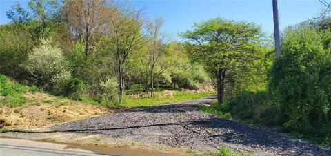 856 Edmon Rd, Apollo, PA 15613