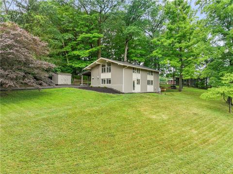 118 Claridge, Moon Township, PA 15108