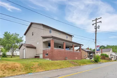 1648 Main St, Leechburg, PA 15656