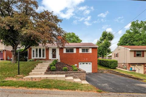4828 Havana Dr, Pittsburgh, PA 15239