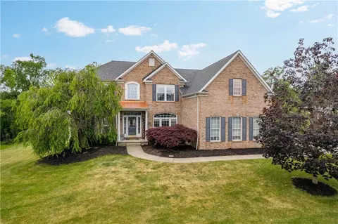 1027 Lakeside Dr, Mcdonald, PA 15057