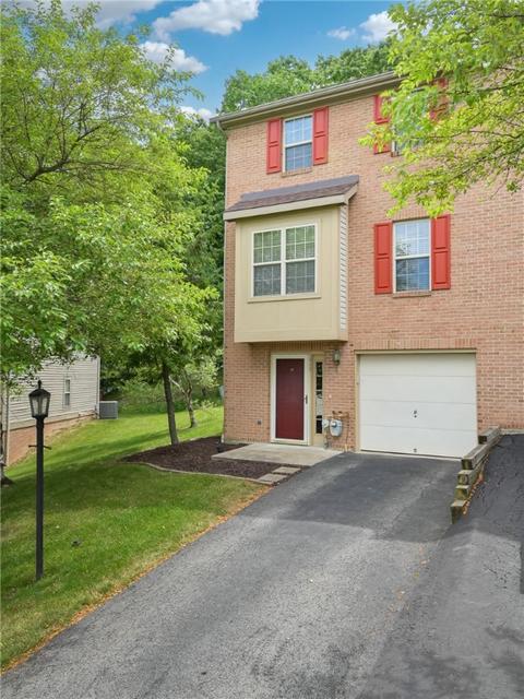 217 Hillvue Dr, Seven Fields, PA 16046