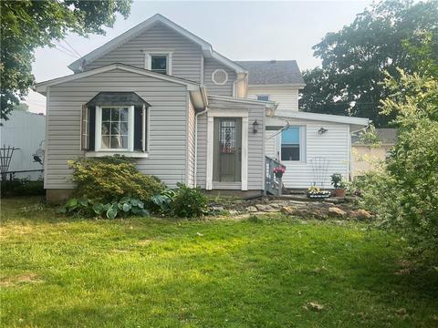 1212 Ridge Ave, Coraopolis, PA 15108