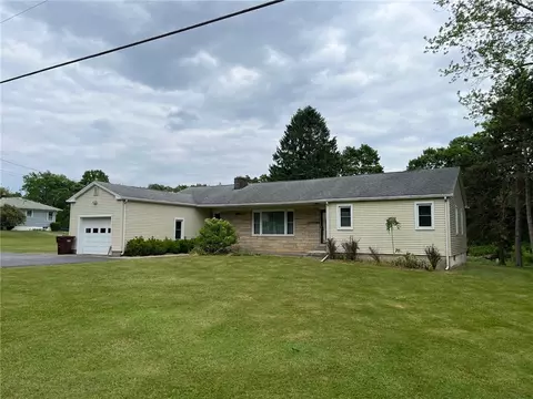 555 New Wilmington-mercer Rd, Mercer, PA 16137