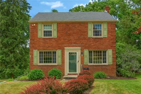 7955 Lindisfarne Dr, Pittsburgh, PA 15237