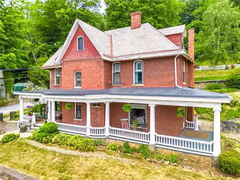 414 Hill St, Emlenton, PA 16373