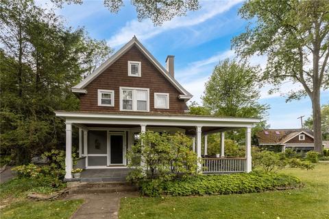 24 Banbury Ln, Pittsburgh, PA 15202