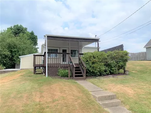 447 Marion Ave, Springdale, PA 15144