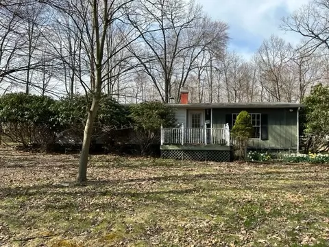 265 Hilltop Acres, Slippery Rock, PA 16057