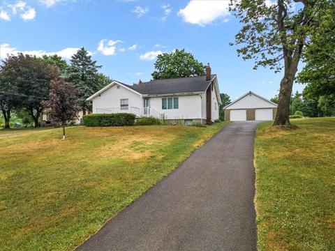 681 Herman Rd, Butler, PA 16002