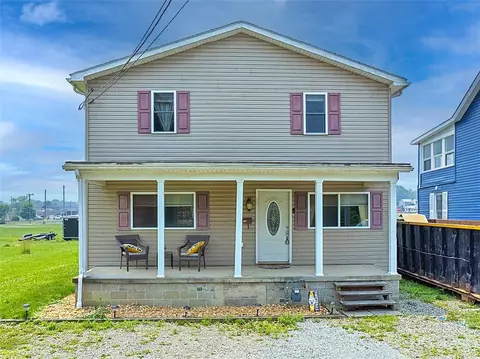 318 Perry Ave, Belle Vernon, PA 15012