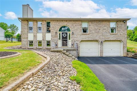505 Richmond Dr, Jeannette, PA 15644