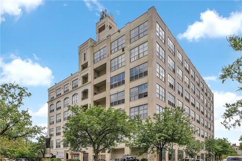 5850 Centre Ave #402, Pittsburgh, PA 15206