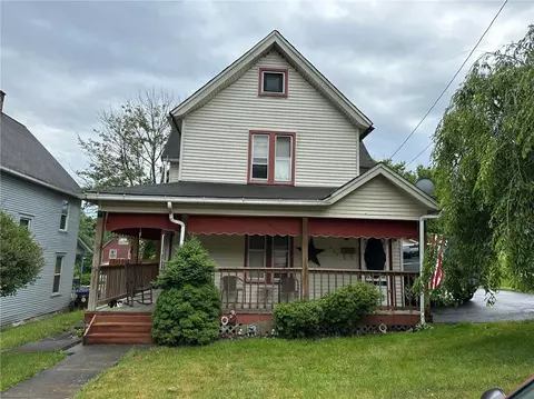 527 B St, Sharon, PA 16146