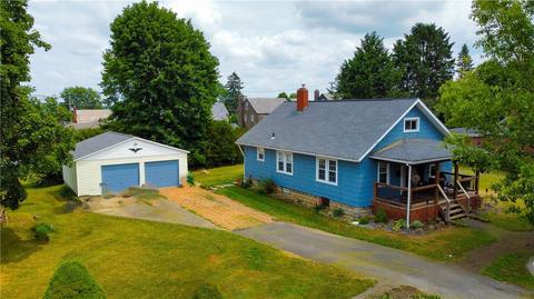 202 E Rockenstein Ave, Butler, PA 16001