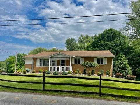 400 Pearson Dr, New Wilmington, PA 16142