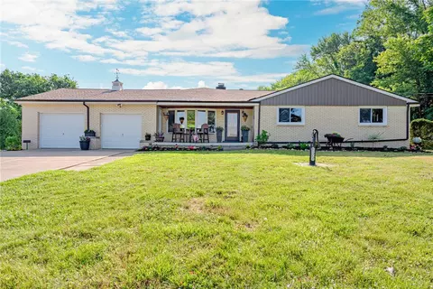 302 Highberger Rd, Herminie, PA 15637