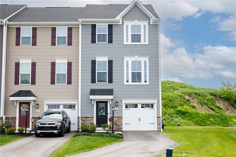 2021 Cade Dr, Monaca, PA 15061