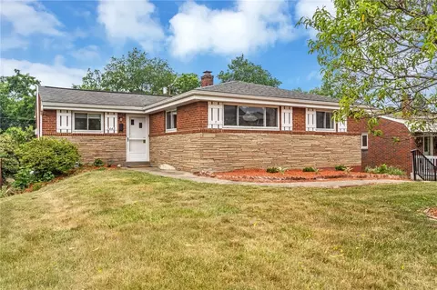 3442 Brickley Dr, Pittsburgh, PA 15227