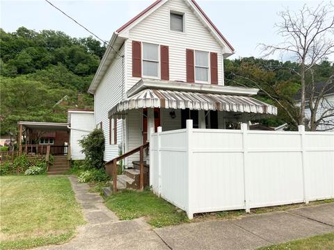 736 6th Ave, Ford City, PA 16226