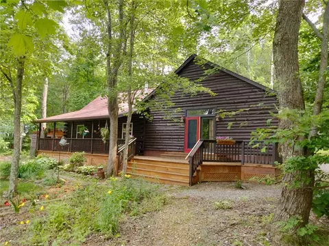 101 Shawnee Ln, Emlenton, PA 16373