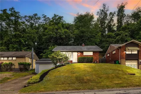 119 Queenston Dr, Pittsburgh, PA 15235