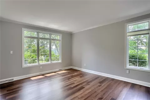 818 Mount Pleasant Rd, Mars, PA 16046 photo 8