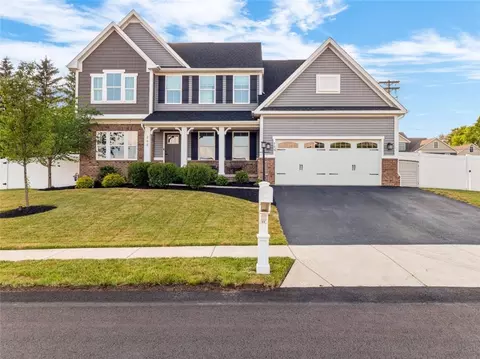 200 Keystone Xing, Clinton, PA 15026