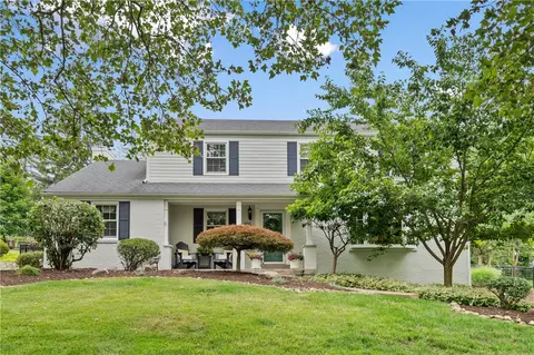 106 Algonquin Rd, Pittsburgh, PA 15241