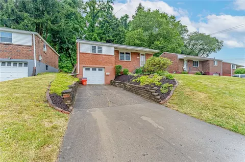 332 Dorothy Dr, Pittsburgh, PA 15235