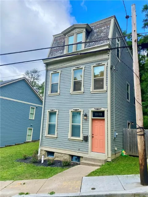 1903 Buena Vista St, Pittsburgh, PA 15212