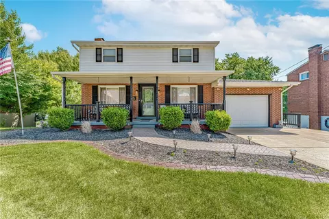 236 Fernledge Dr, New Kensington, PA 15068