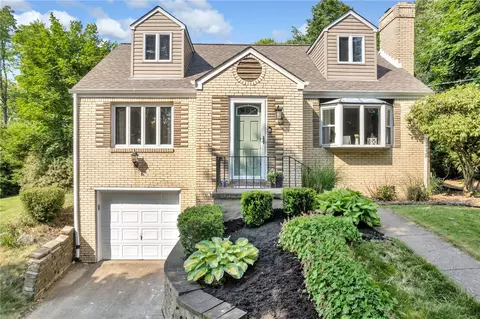 40 Greenview Dr, Mckees Rocks, PA 15136