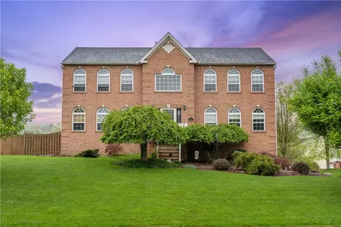 1328 Morgan Cir, Canonsburg, PA 15317