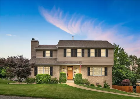 214 Chris Dr, Irwin, PA 15642